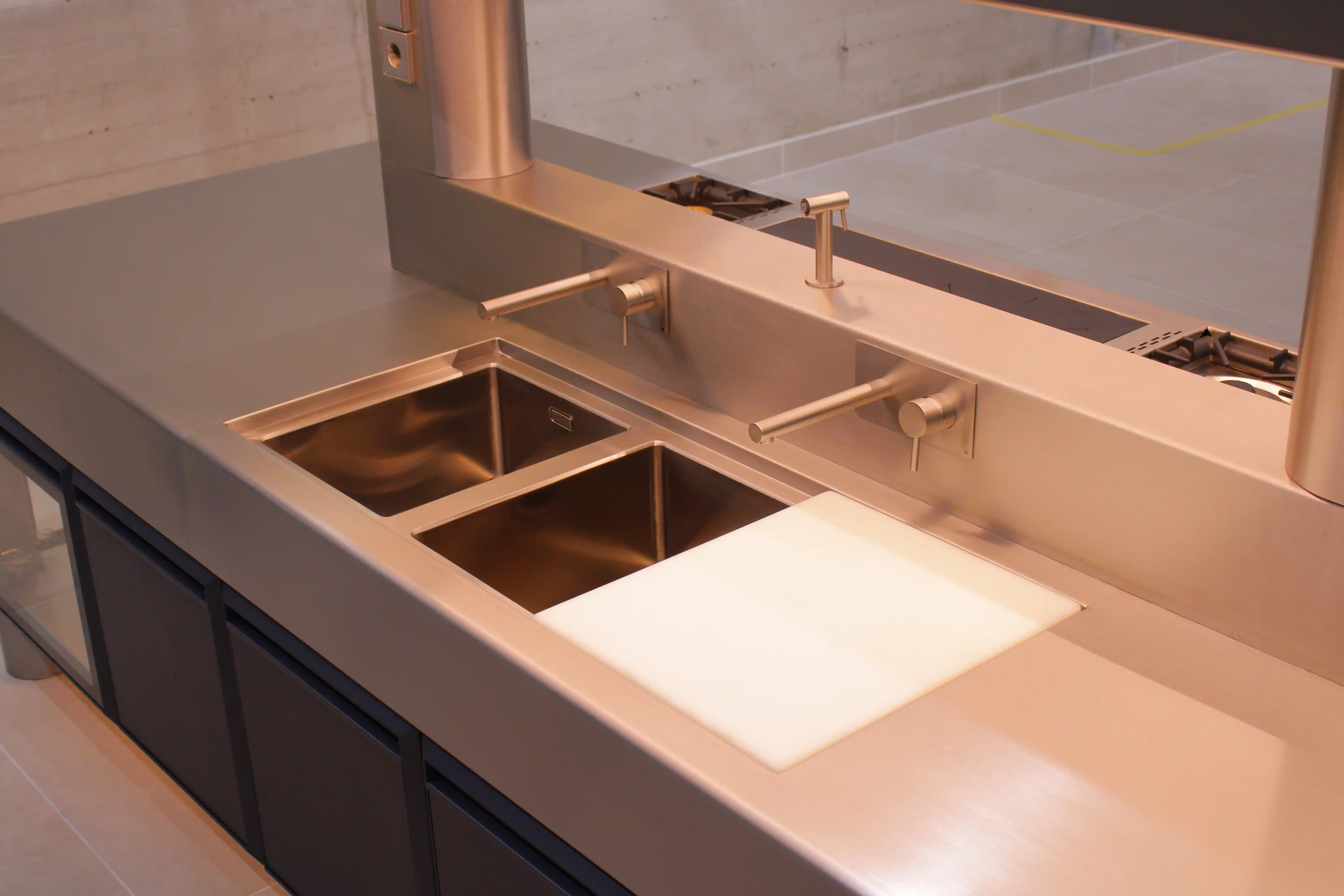 Lavabo in Acciaio Inox — Vescovi Serie Una