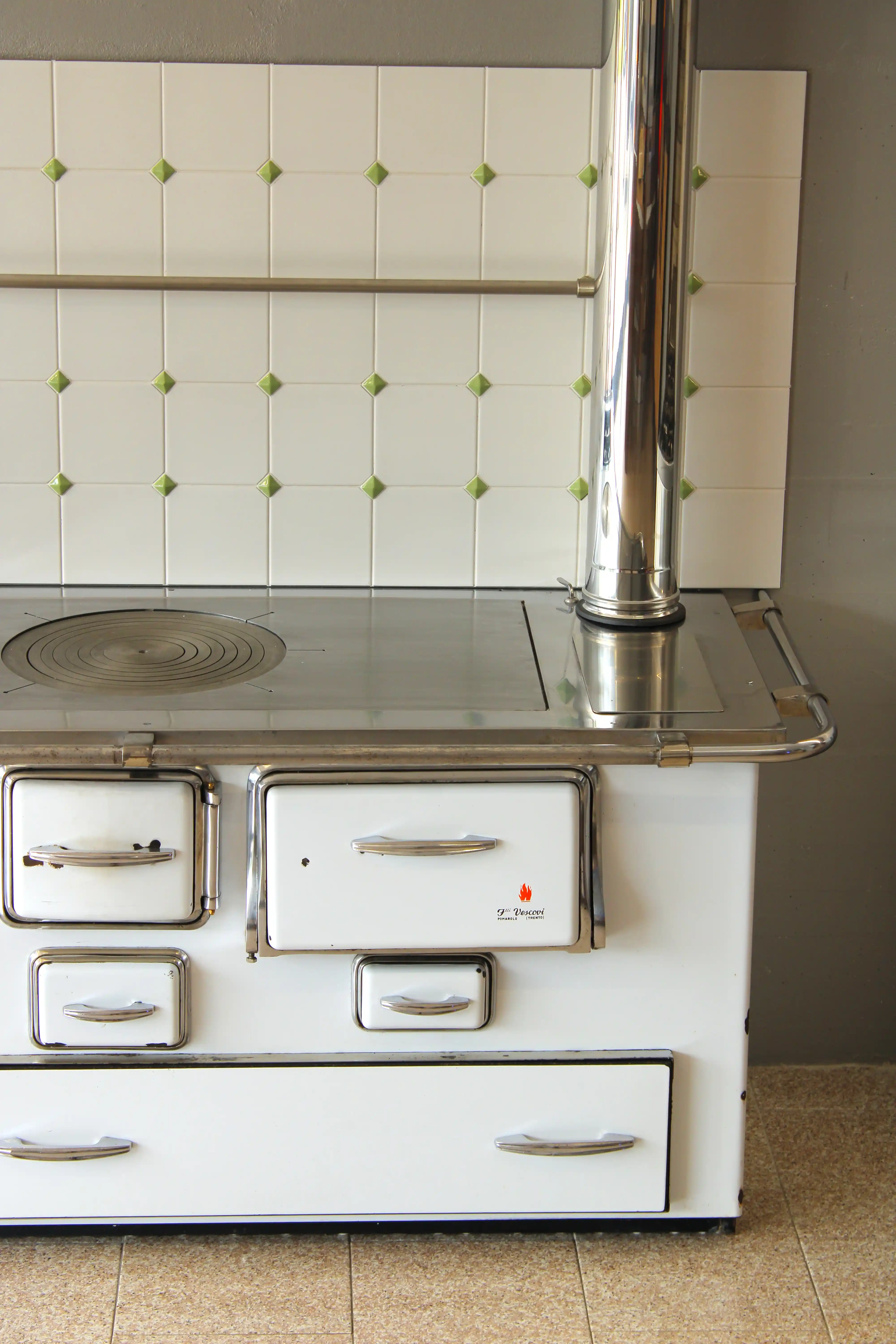 Cucina combinata 180 storica - Dettaglio vecchio logo