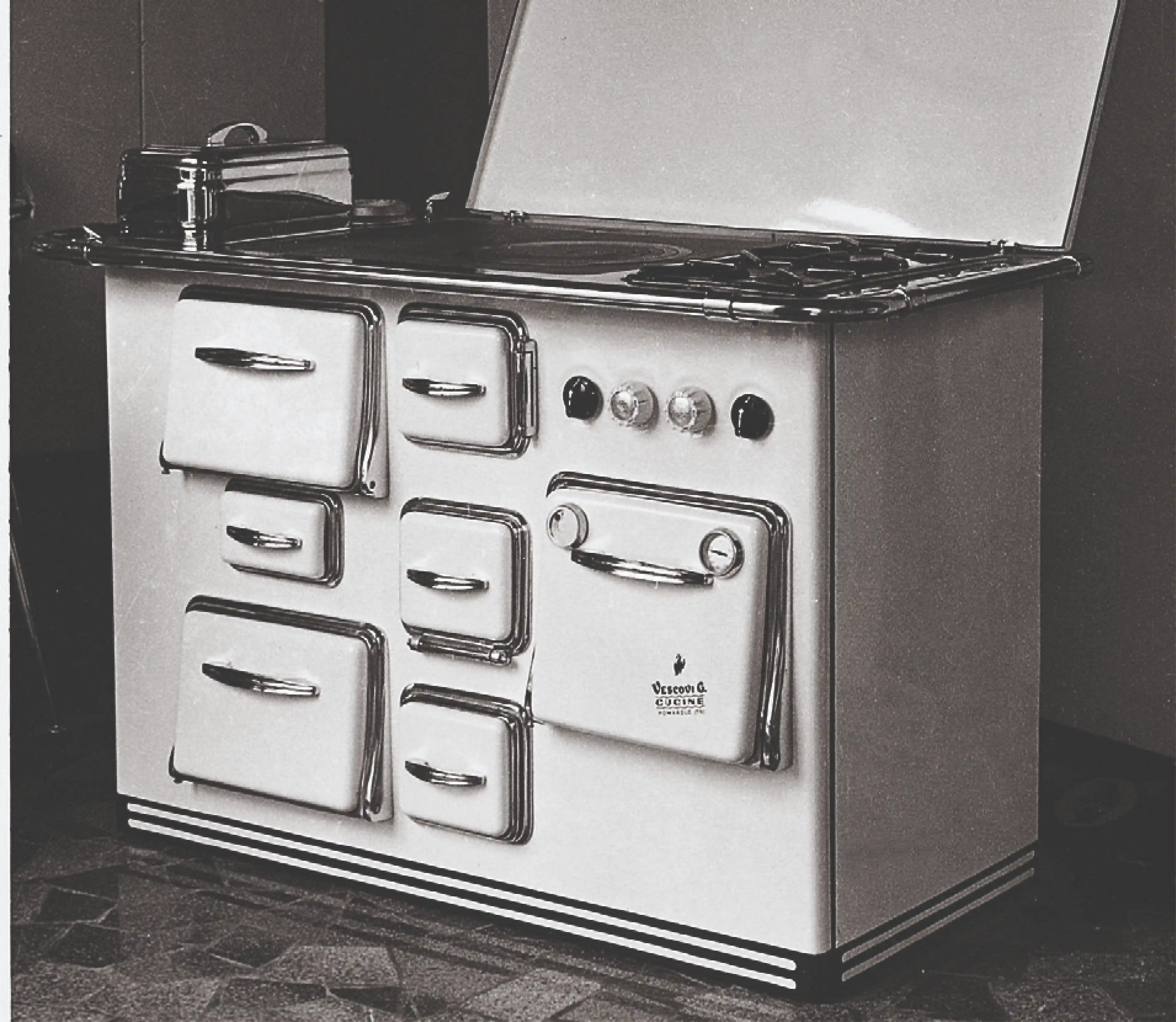La prima cucina a legna Vescovi prodotta nel 1946
